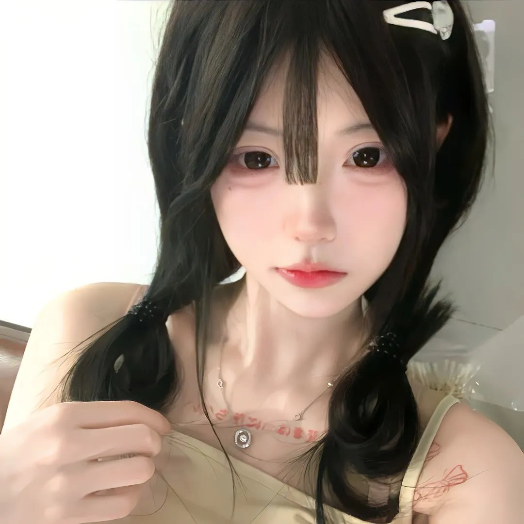 福尔摩斯小姐